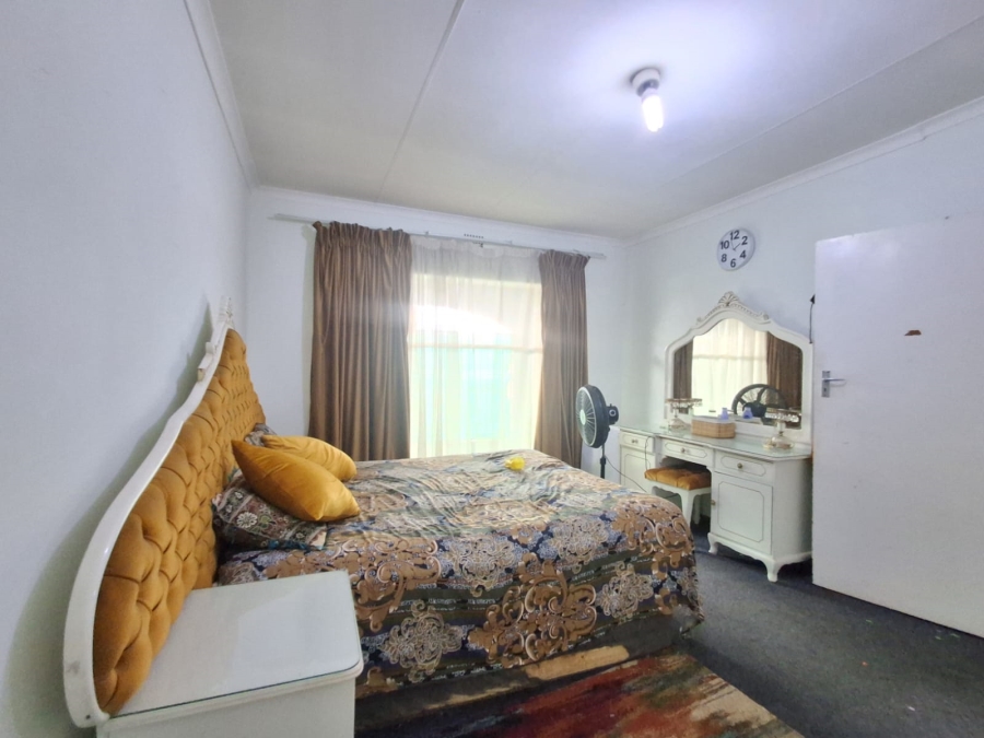 2 Bedroom Property for Sale in Meyerton Central Gauteng