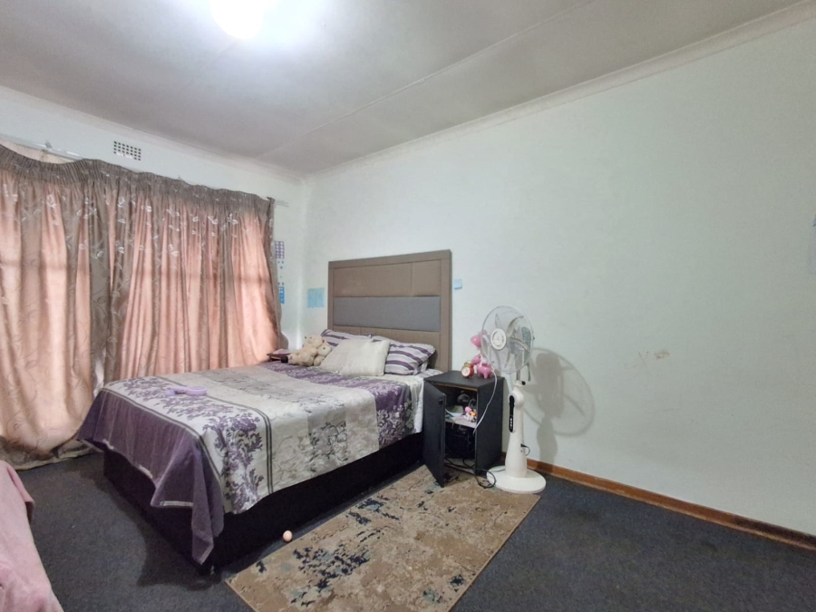 2 Bedroom Property for Sale in Meyerton Central Gauteng