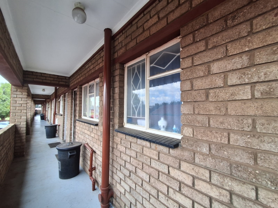 2 Bedroom Property for Sale in Meyerton Central Gauteng