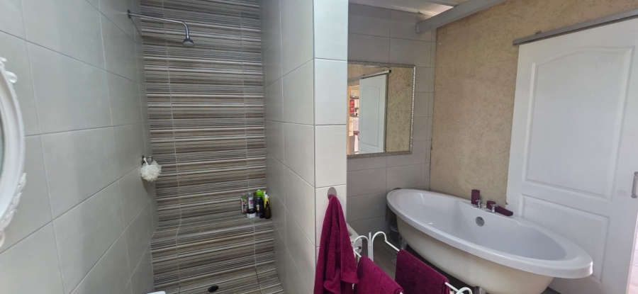 3 Bedroom Property for Sale in Ardenwold SH Gauteng