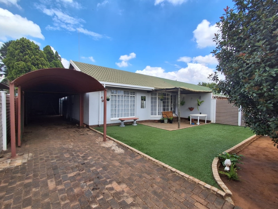 3 Bedroom Property for Sale in Duncanville Gauteng