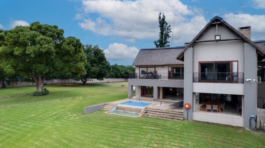 5 Bedroom Property for Sale in Kaalplaats West Gauteng