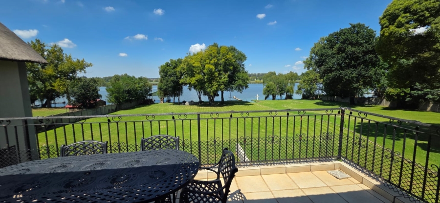 5 Bedroom Property for Sale in Kaalplaats West Gauteng