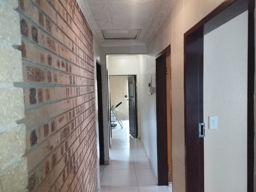 To Let 3 Bedroom Property for Rent in Hospital View Gauteng