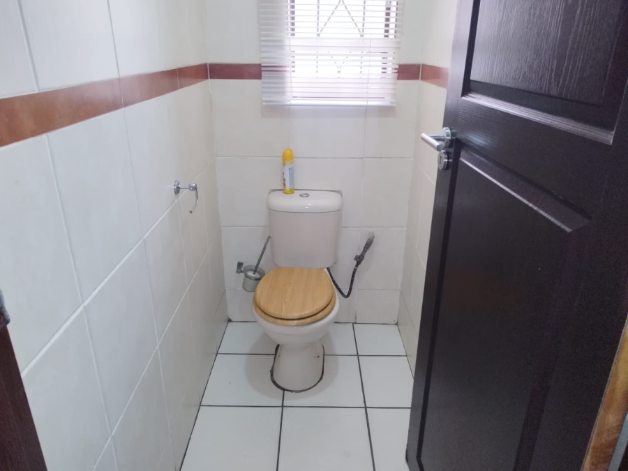 To Let 3 Bedroom Property for Rent in Hospital View Gauteng