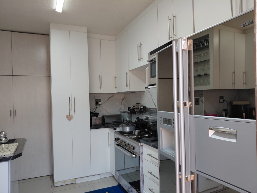 3 Bedroom Property for Sale in Rynsoord Gauteng