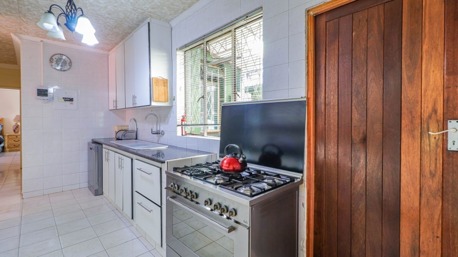 4 Bedroom Property for Sale in Savoy Estate Gauteng