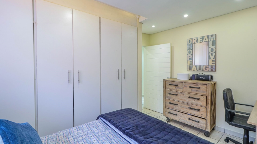 4 Bedroom Property for Sale in Savoy Estate Gauteng