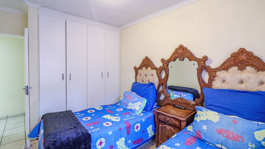 4 Bedroom Property for Sale in Savoy Estate Gauteng