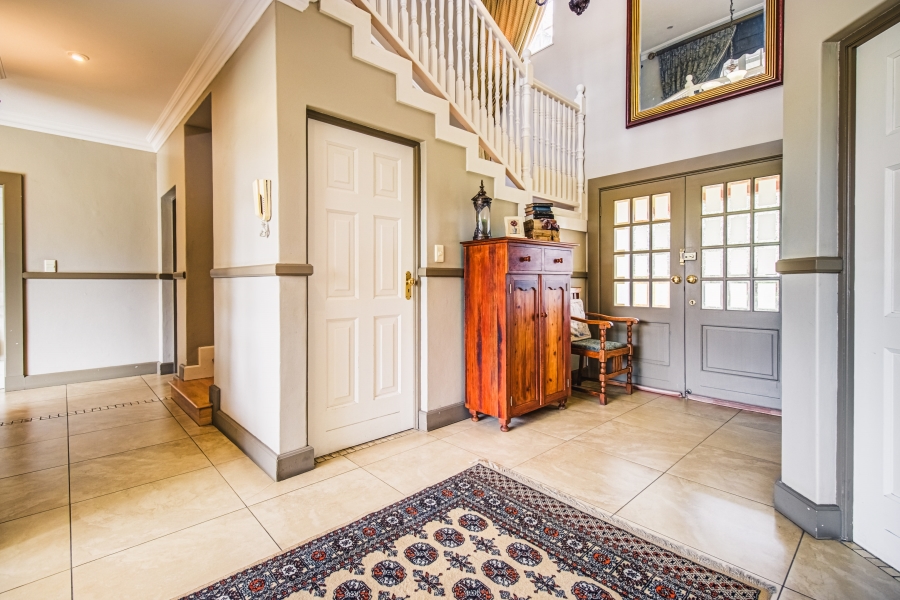 6 Bedroom Property for Sale in Rynfield Gauteng