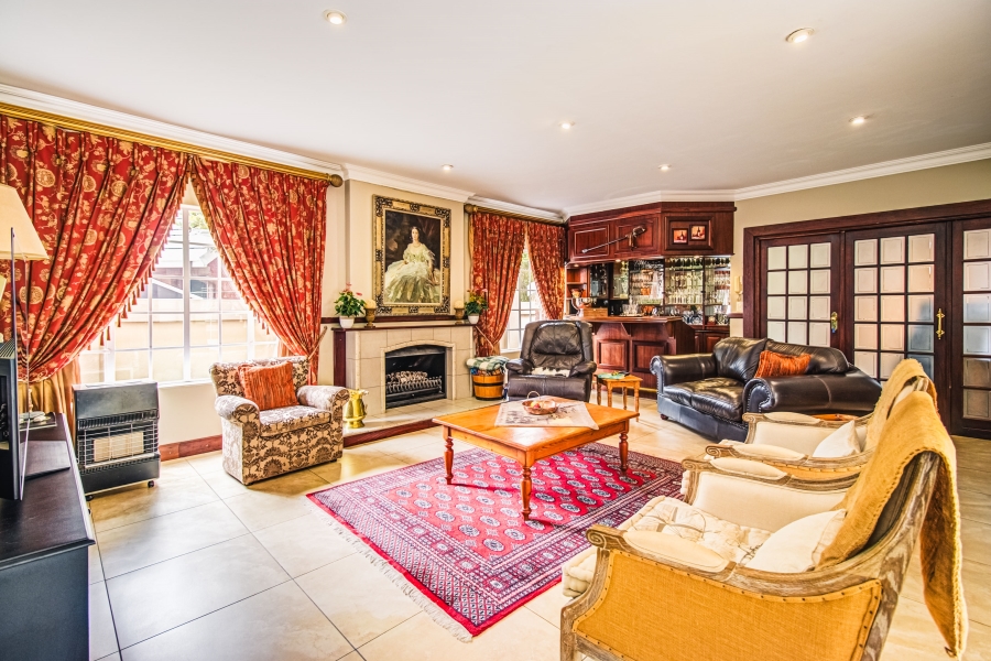 6 Bedroom Property for Sale in Rynfield Gauteng