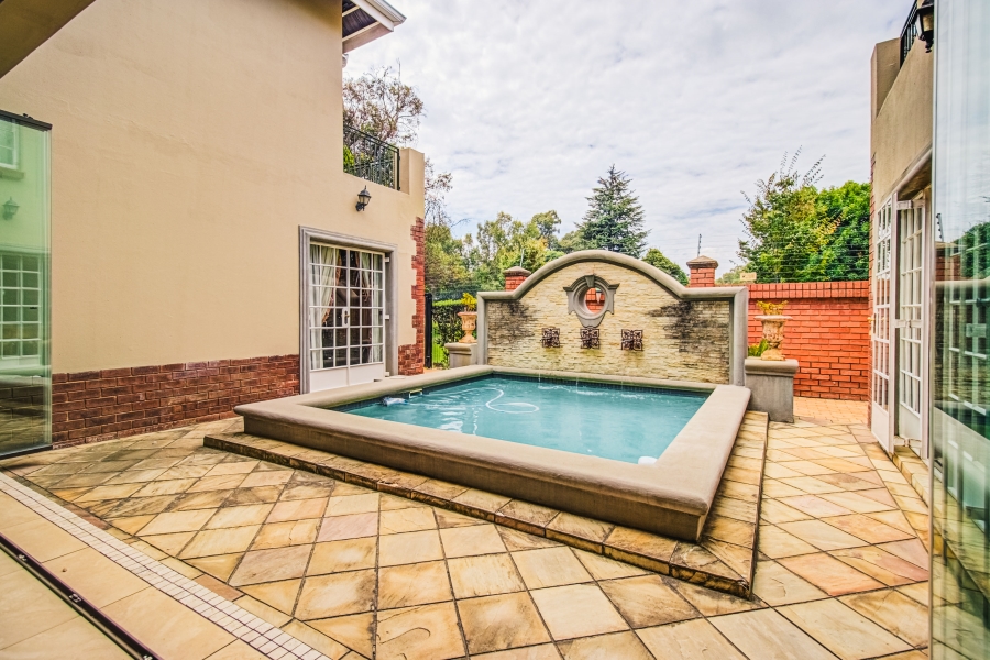 6 Bedroom Property for Sale in Rynfield Gauteng