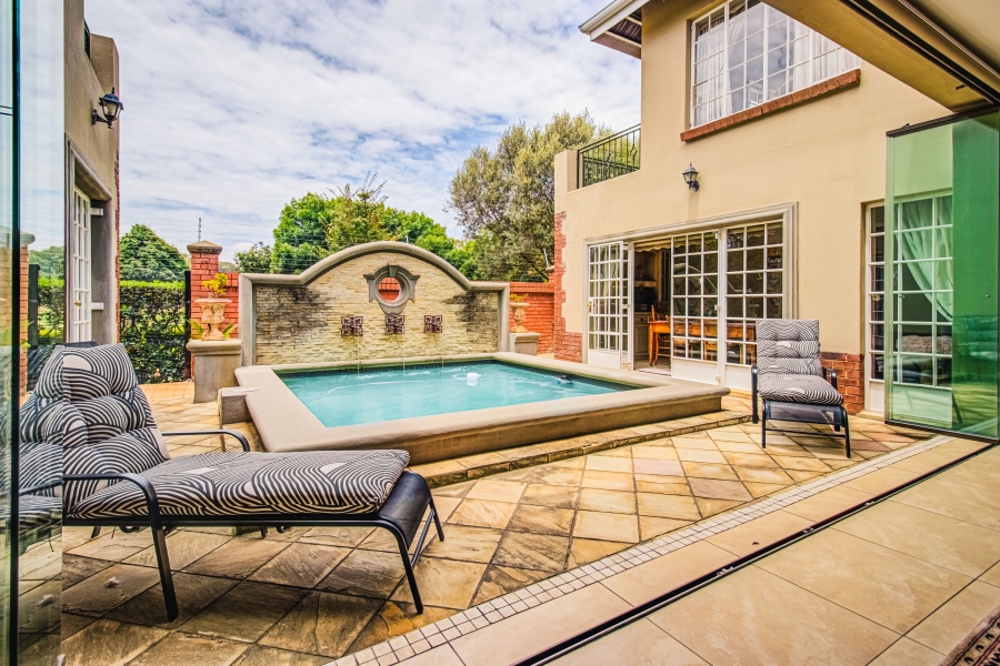 6 Bedroom Property for Sale in Rynfield Gauteng