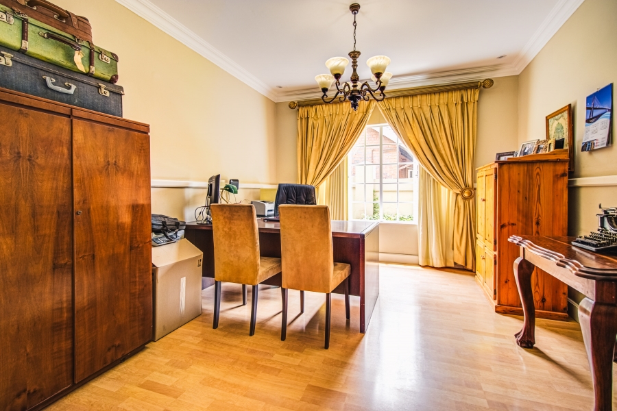 6 Bedroom Property for Sale in Rynfield Gauteng