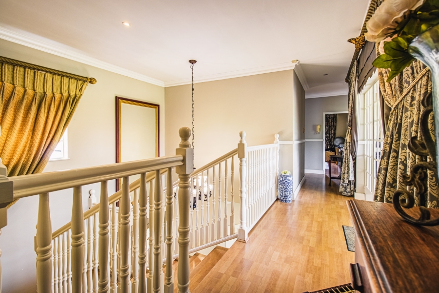 6 Bedroom Property for Sale in Rynfield Gauteng