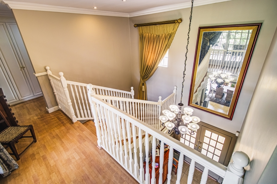 6 Bedroom Property for Sale in Rynfield Gauteng