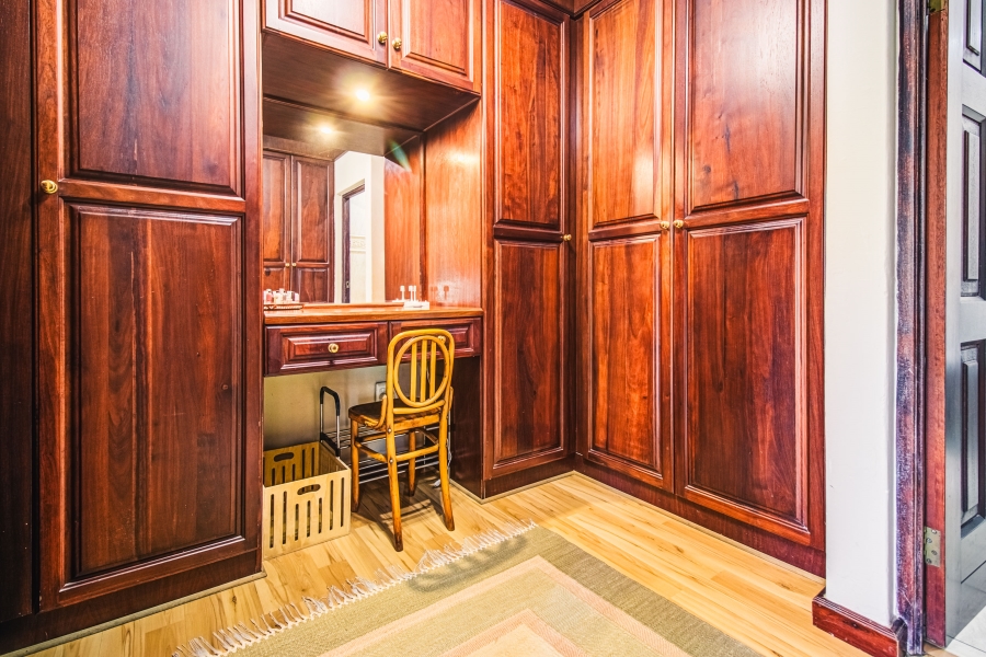 6 Bedroom Property for Sale in Rynfield Gauteng