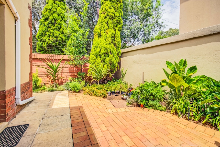 6 Bedroom Property for Sale in Rynfield Gauteng