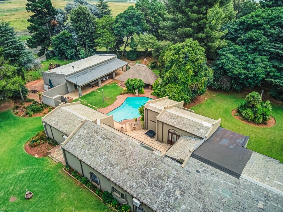 5 Bedroom Property for Sale in Rynfield Gauteng