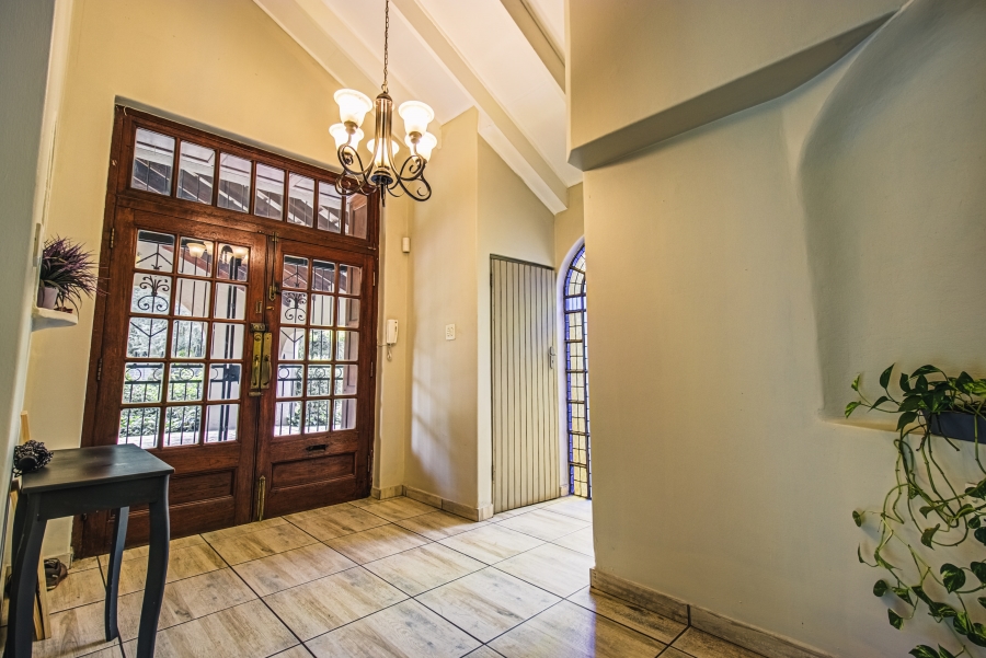 5 Bedroom Property for Sale in Rynfield Gauteng