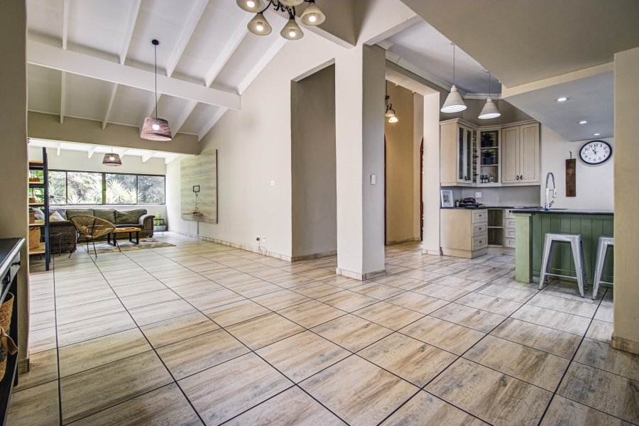 5 Bedroom Property for Sale in Rynfield Gauteng