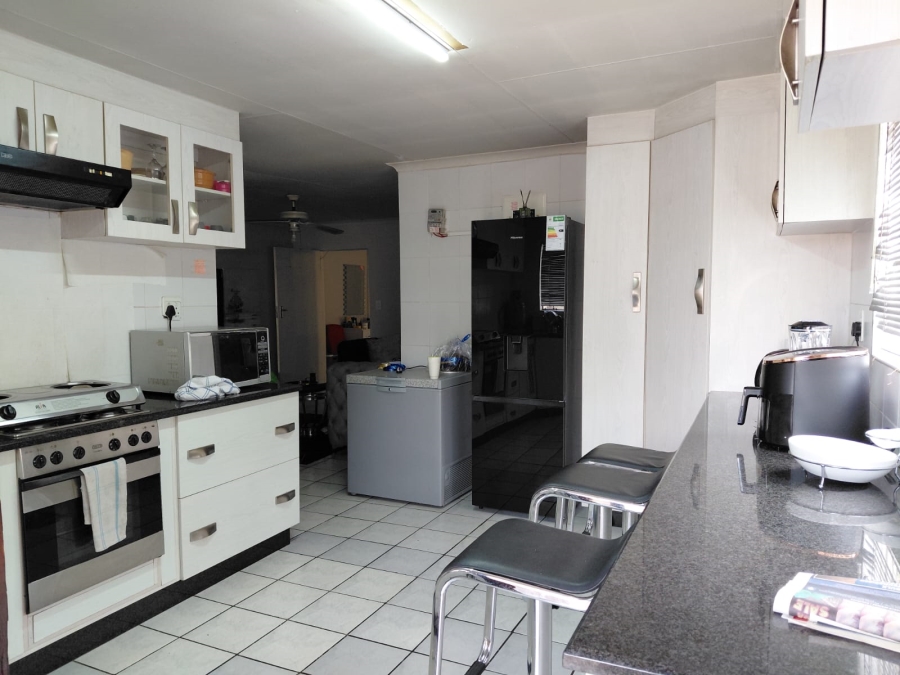 4 Bedroom Property for Sale in Dalpark Gauteng