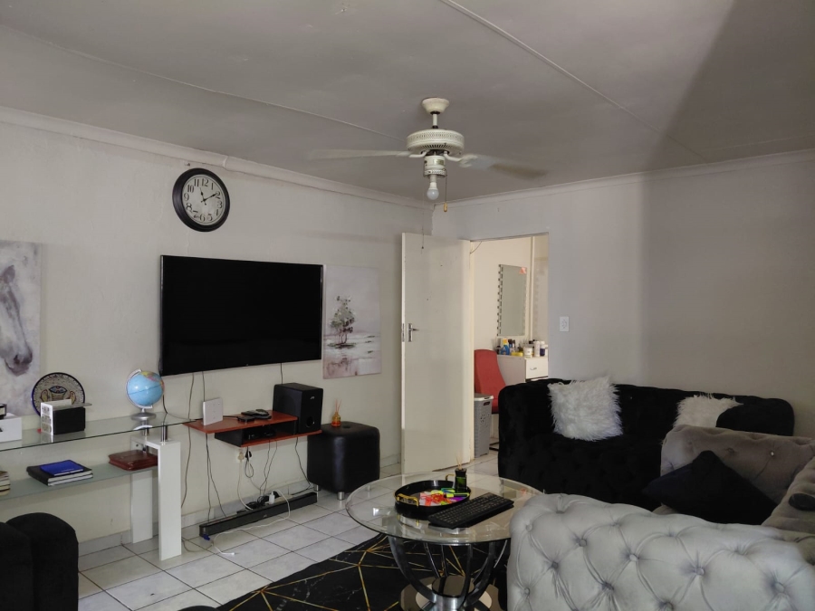 4 Bedroom Property for Sale in Dalpark Gauteng