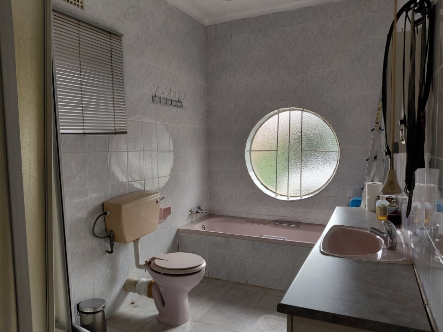 4 Bedroom Property for Sale in Dalpark Gauteng