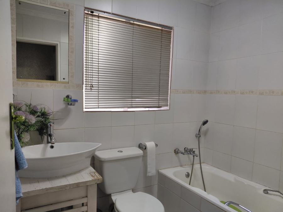 4 Bedroom Property for Sale in Dalpark Gauteng