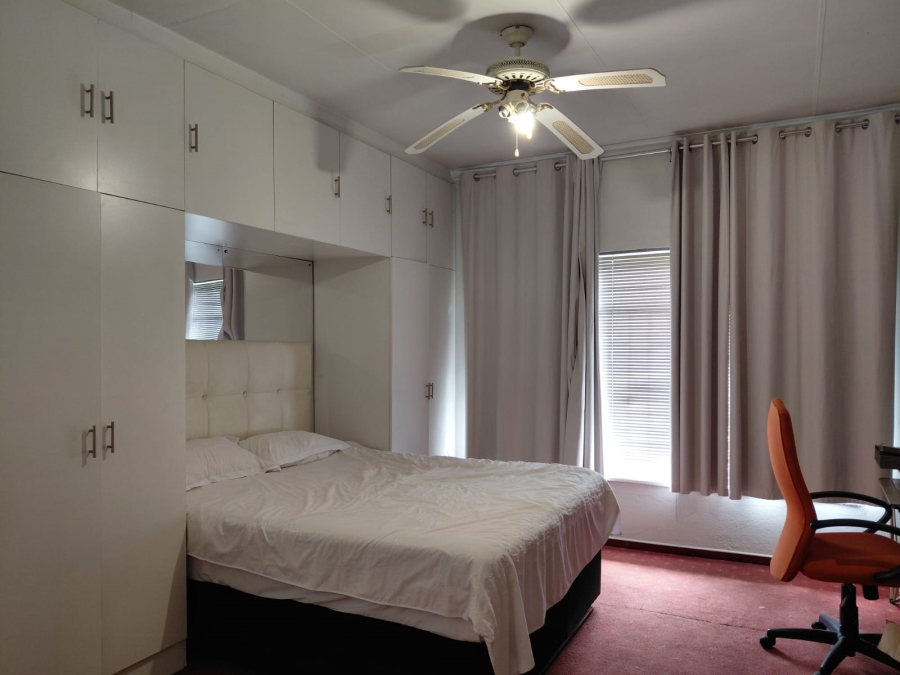 4 Bedroom Property for Sale in Dalpark Gauteng