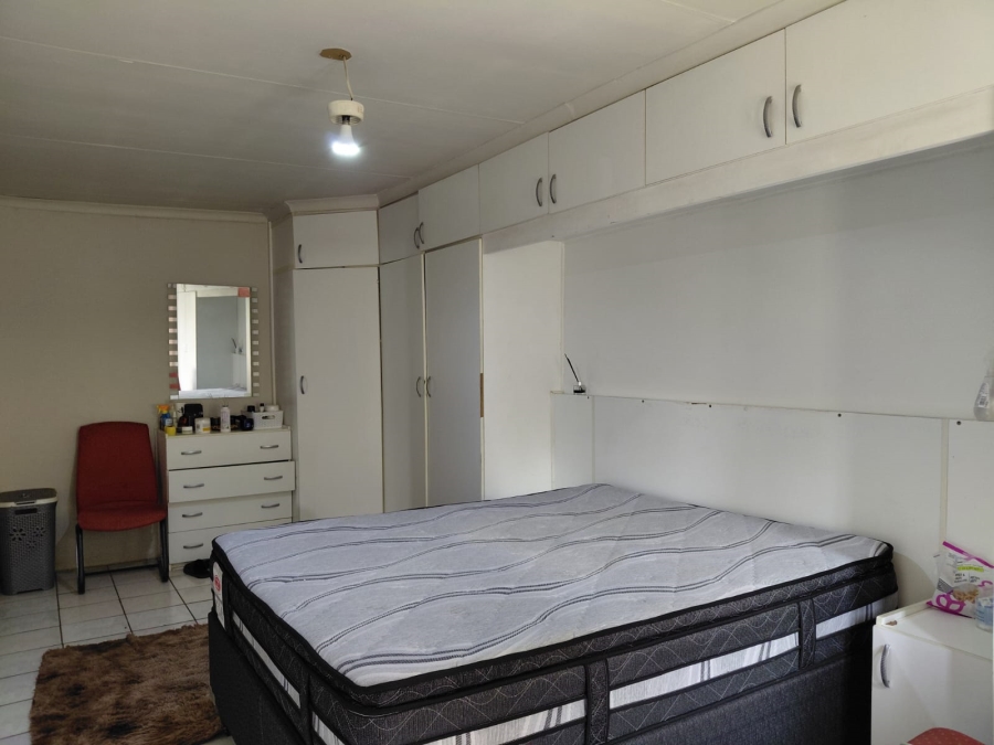 4 Bedroom Property for Sale in Dalpark Gauteng