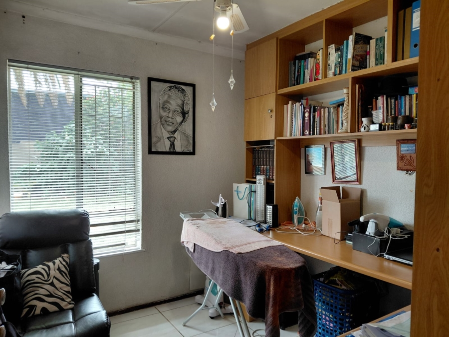 4 Bedroom Property for Sale in Dalpark Gauteng