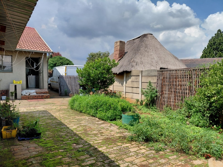 4 Bedroom Property for Sale in Dalpark Gauteng