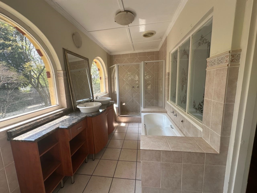 4 Bedroom Property for Sale in Forest Town Gauteng