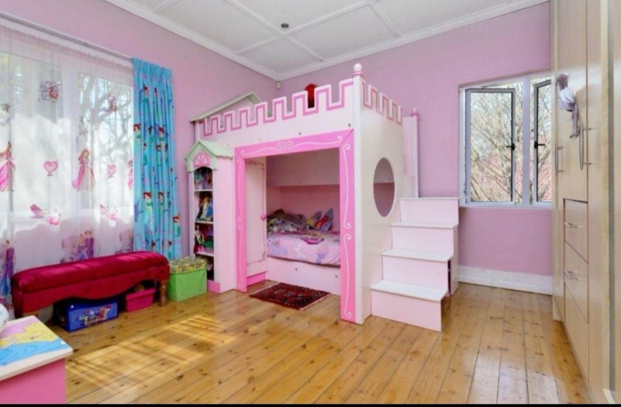 4 Bedroom Property for Sale in Forest Town Gauteng