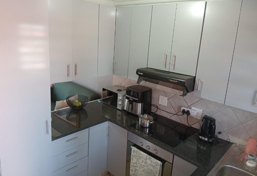 2 Bedroom Property for Sale in Albemarle Gauteng