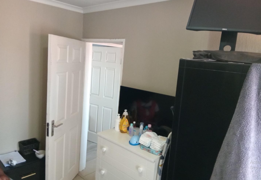 2 Bedroom Property for Sale in Albemarle Gauteng