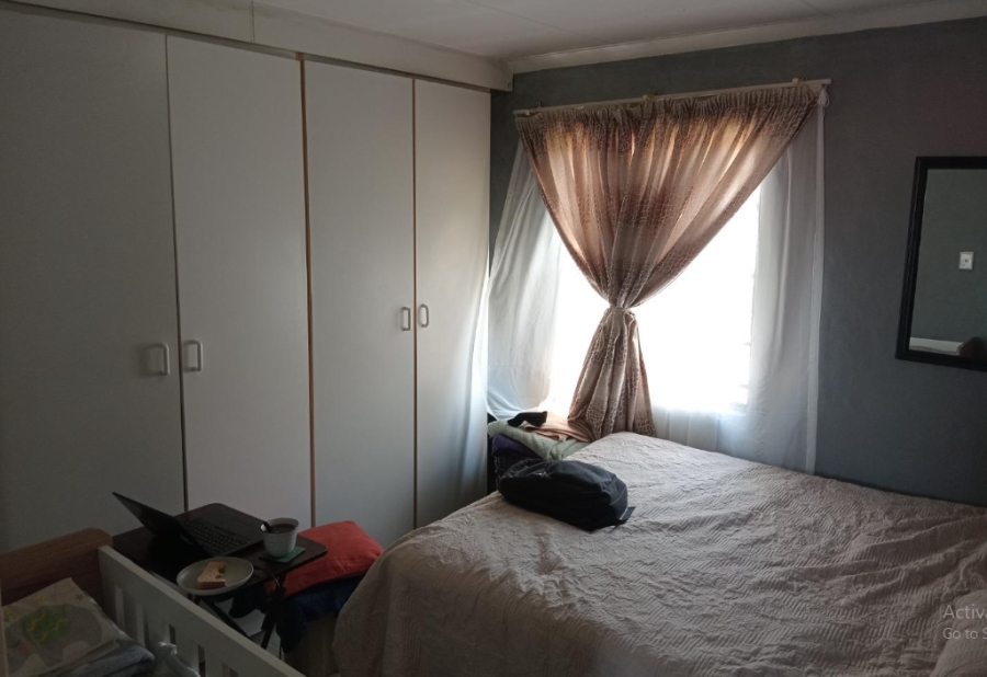 2 Bedroom Property for Sale in Albemarle Gauteng