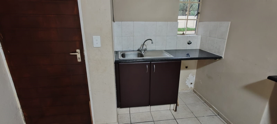 2 Bedroom Property for Sale in Brentwood Gauteng
