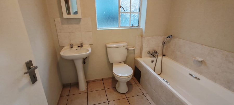 2 Bedroom Property for Sale in Brentwood Gauteng
