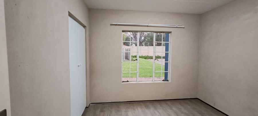 2 Bedroom Property for Sale in Brentwood Gauteng