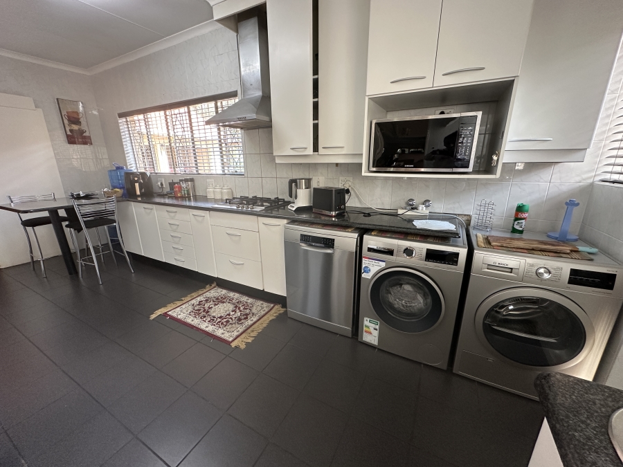 4 Bedroom Property for Sale in Randpark Ridge Gauteng