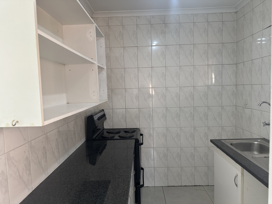 1 Bedroom Property for Sale in Linden Gauteng
