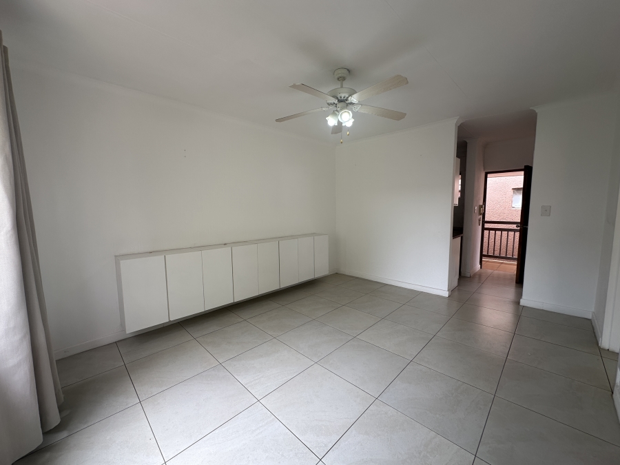 1 Bedroom Property for Sale in Linden Gauteng