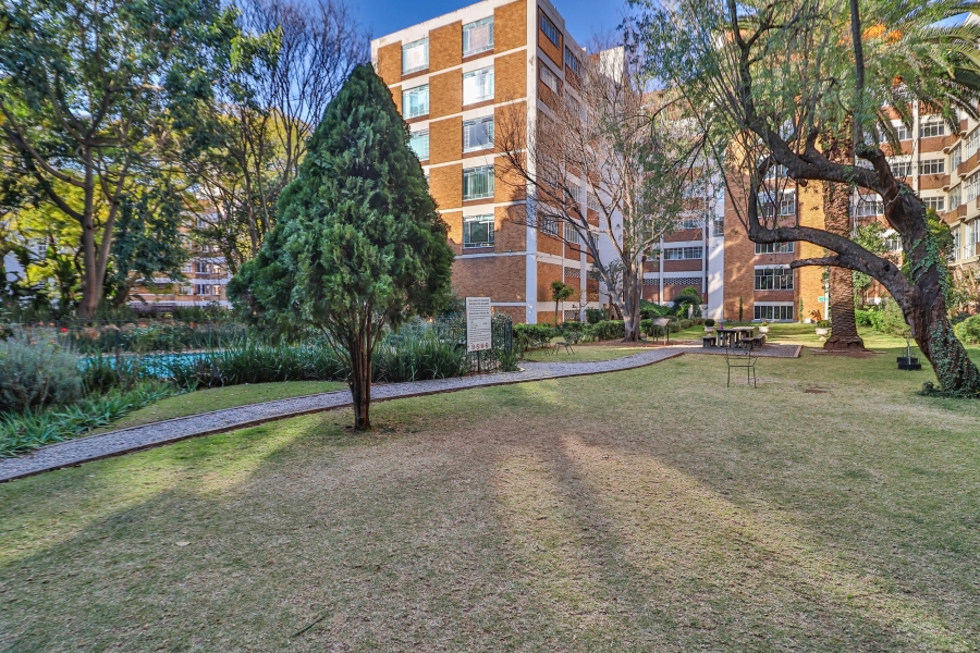 2 Bedroom Property for Sale in Killarney Gauteng