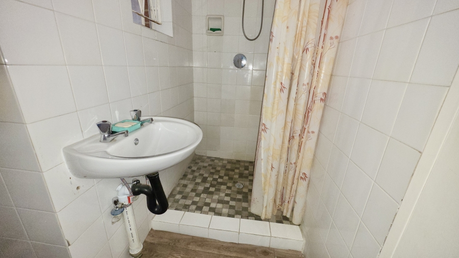 2 Bedroom Property for Sale in Killarney Gauteng