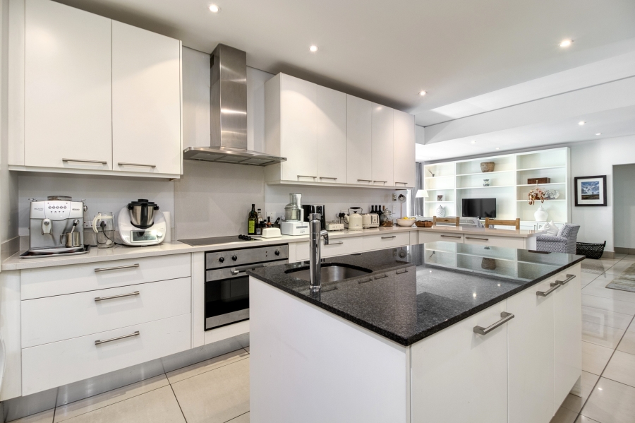 4 Bedroom Property for Sale in Craighall Gauteng