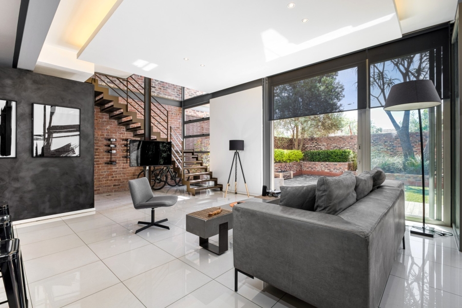 2 Bedroom Property for Sale in Dunkeld Gauteng