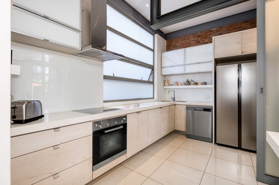 2 Bedroom Property for Sale in Dunkeld Gauteng