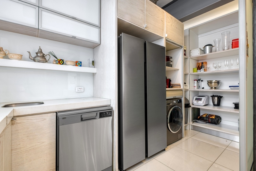 2 Bedroom Property for Sale in Dunkeld Gauteng